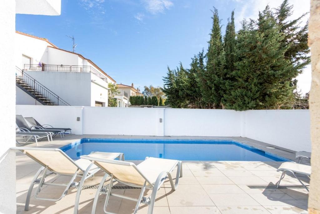 Empurialola - Casa Todo Confort, Con Piscina, Cerca De La Playa Y Centro - 131 Empuriabrava Dış mekan fotoğraf