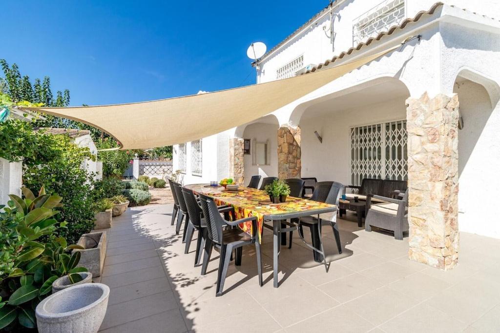 Empurialola - Casa Todo Confort, Con Piscina, Cerca De La Playa Y Centro - 131 Empuriabrava Dış mekan fotoğraf